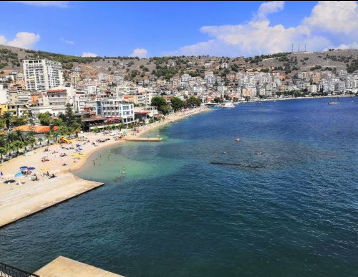 Plazhi Era, Albania, Albania